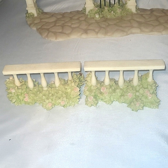 6 Piece Porcelain Garden of Angels Gate Flowers Arches Roses Shrubs Display Set - Picture 6 of 9
